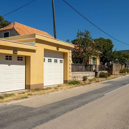 Apartman Ivan Drniš Exterior foto